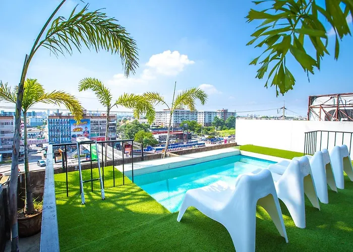 Shakira Hostel