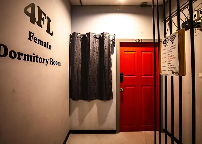 Shakira Hostel