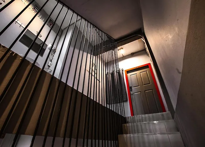 Shakira Hostel Bangkok
