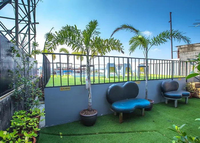 Shakira Hostel